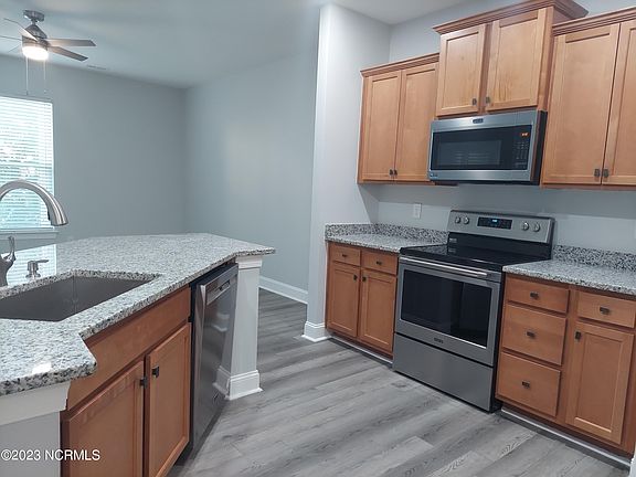 2nd image of 102 Harvest Oaks Lane #124