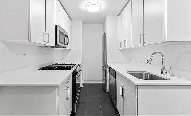 Rented by Douglas Elliman | media 15