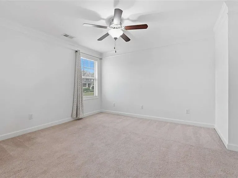 4865 Alexandria Ave — Photo 31