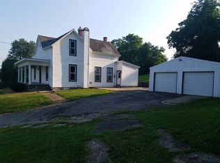 416 N Walnut St, Huntingburg, IN 47542