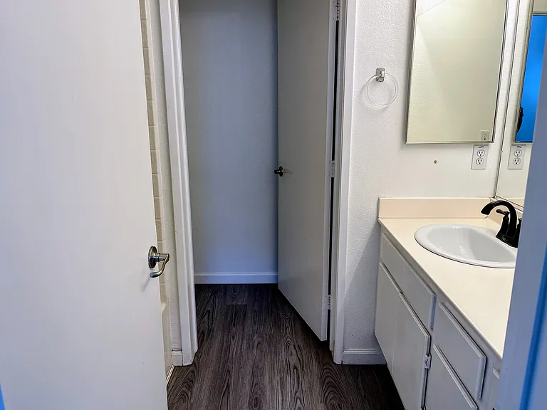 1863 Opaline Pl #533 — Photo 7