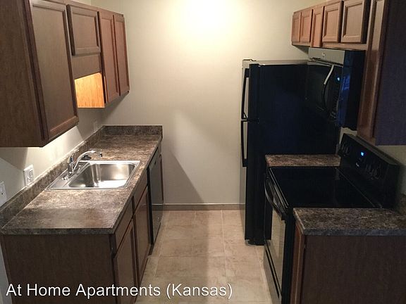 2nd image of 5720 Martway St APT 204