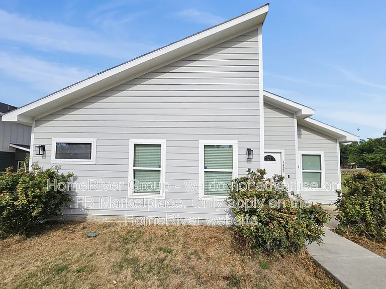 1429 Missouri Ave — Photo 15