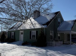 81 N Greenwich St, Alloway, NJ 08001