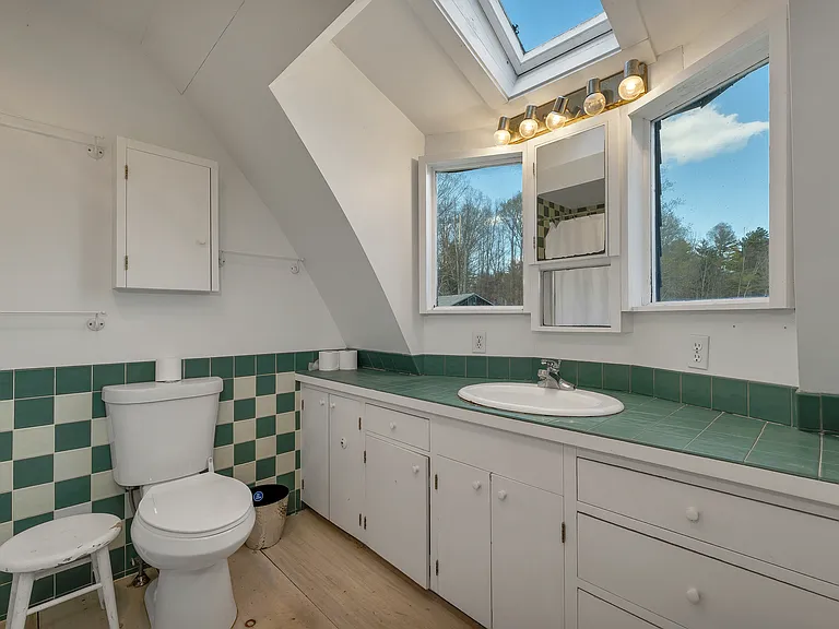 20 Dale Rd — Photo 13