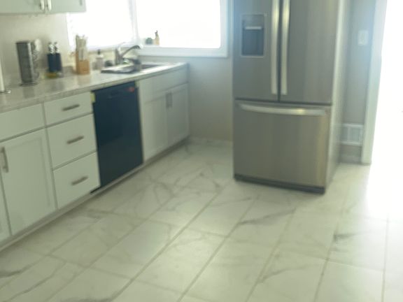 2nd image of 1985 Revere Rd