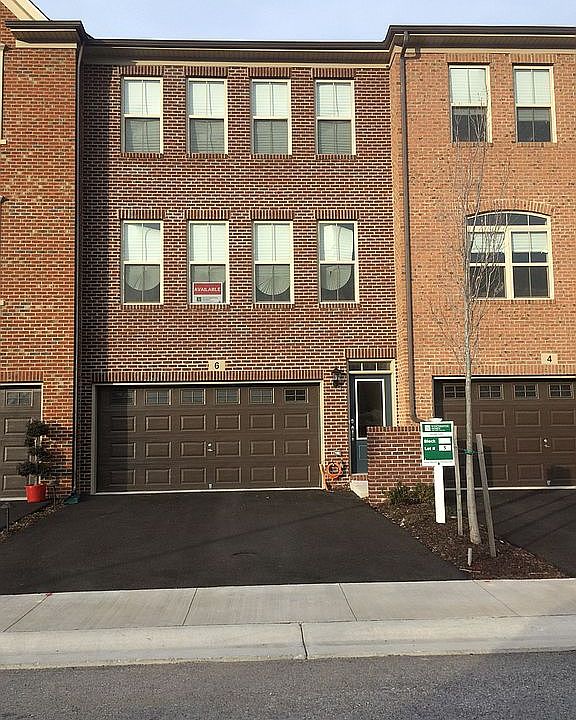 1st image of 6 Arrowleaf Dr