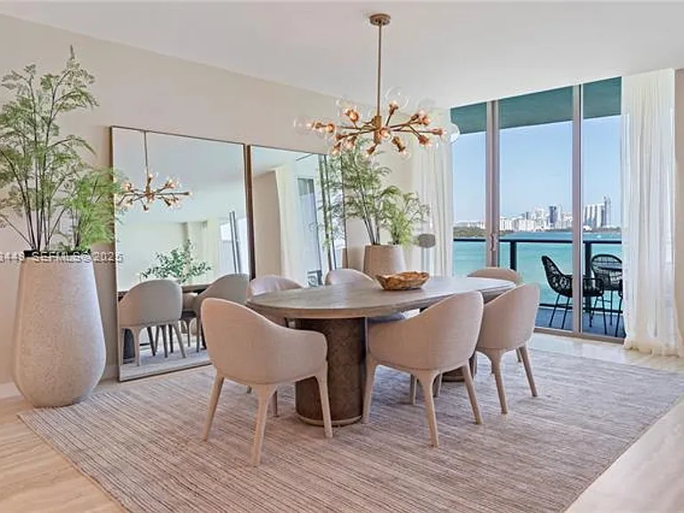 1135 103rd St #Penthouse 2 — Photo 4