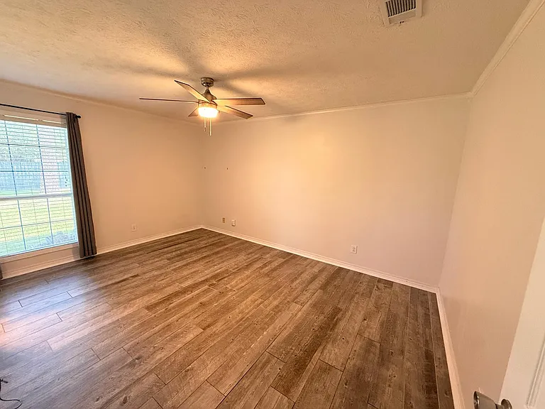 217 Cedar Dr — Photo 12