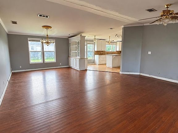 2nd image of 7222 Saranthus Ln