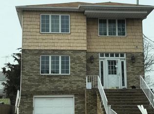98 Cortelyou Ave, Staten Island, NY 10312
