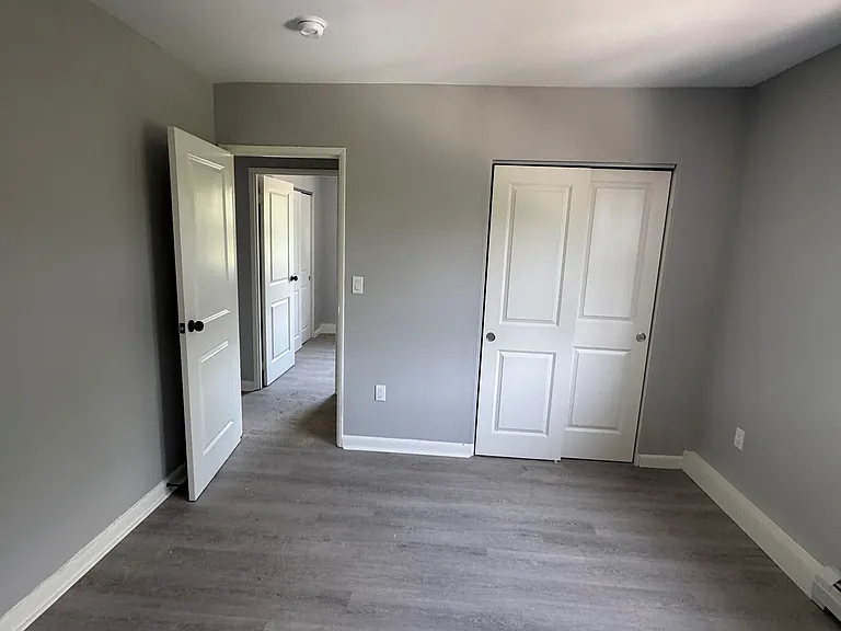 180 Earle St #C4 — Photo 3