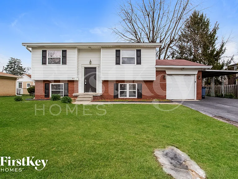 418 Andrea Dr — Photo 1