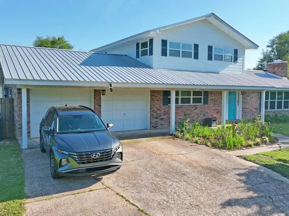 11152 N Bear Creek Rd, Panama City, FL 32404