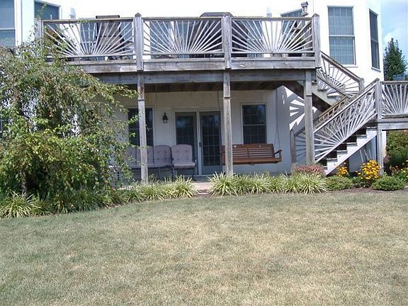 Deck in Back