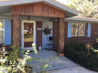 4016 Sentinel Dr, Moss Point, MS 39562