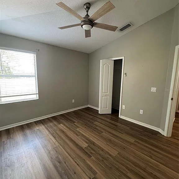 18006 Birdwater Dr — Photo 47