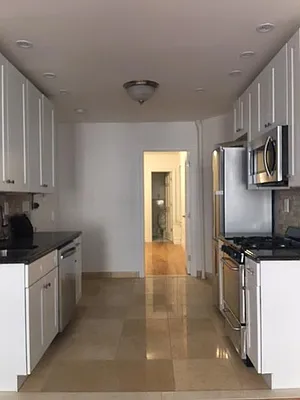 Rented by Keller Williams NYC | media 20