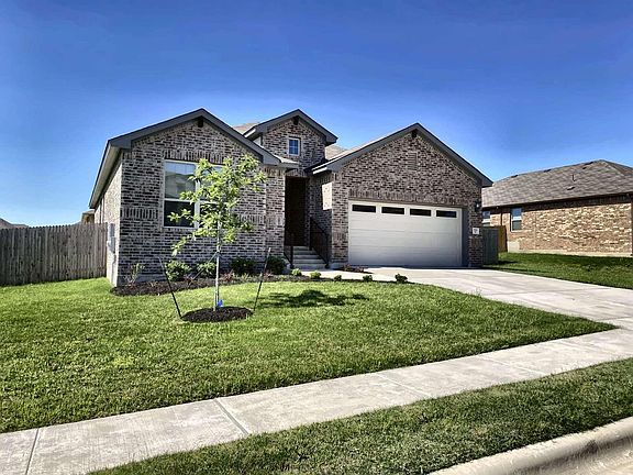 3rd image of 713 Coltrane Dr
