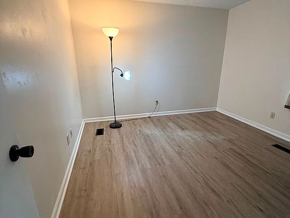 5th image of 4043 Gamay Ln