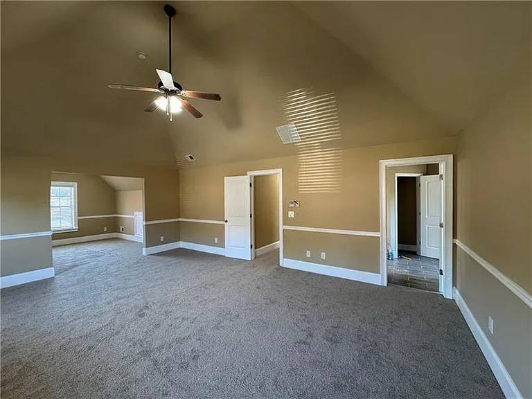 352 Plymstock Dr — Photo 12