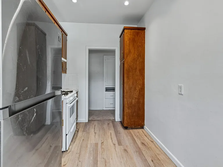 4103 1/2 Garthwaite Ave #1 — Photo 15