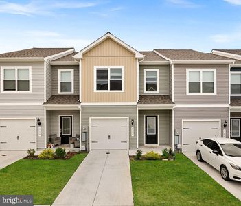 112 Cramsford St, Falling Waters, WV, 25419