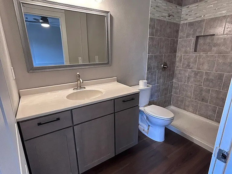 517A W Clay St #517A — Photo 10