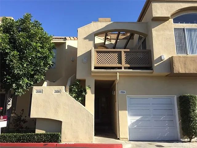 Front VIew of Condo - Front entry and garage