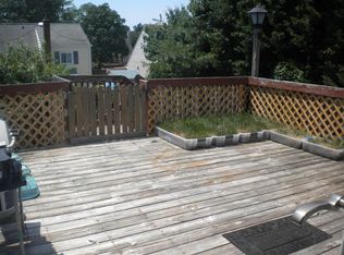 1020 N Ontario Ave, Lindenhurst, NY 11757