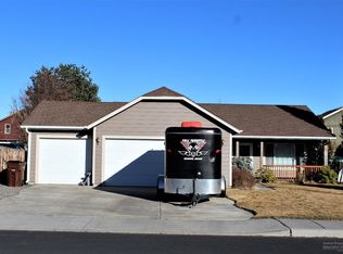 2644 NW 15th St, Redmond, OR 97756