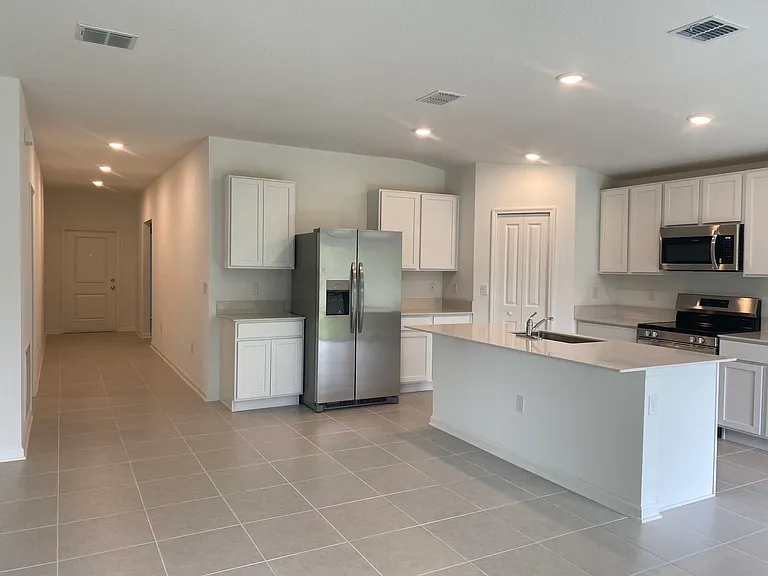 5118 Magnolia Palm Dr — Photo 3