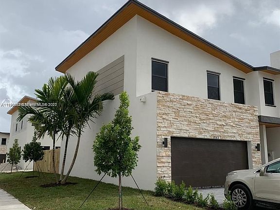 5th image of 8143 NW 105th Ave Unit 8143