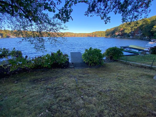 110 Great Hill Pond Rd