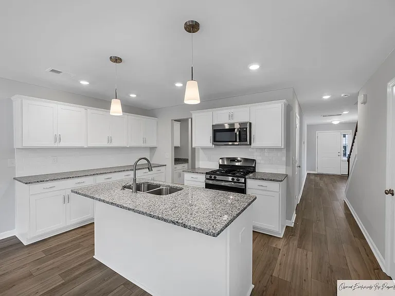226 Flatsedge Ct — Photo 8