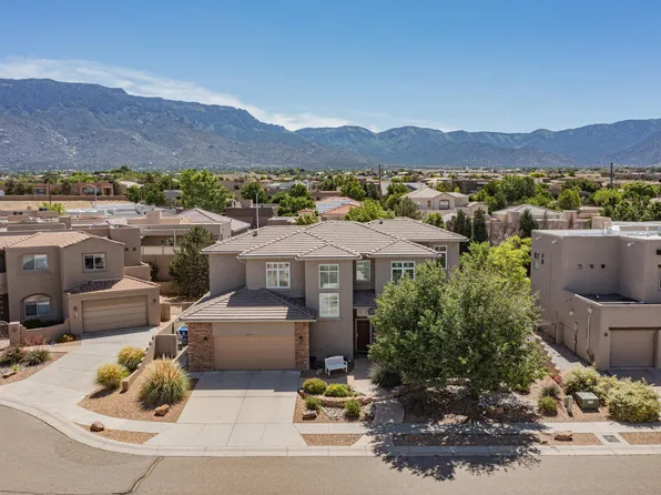 8212 Grape Vine Ct NE, Albuquerque, NM 87122