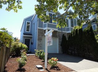 552 S Vermont St, Portland, OR 97219