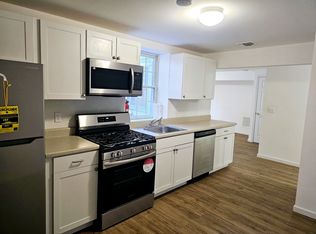 176 Beaver Dam Rd, Brookhaven, NY 11719