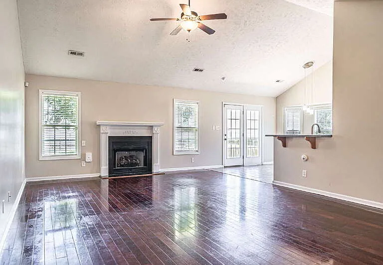 131 River Birch Ln — Photo 10