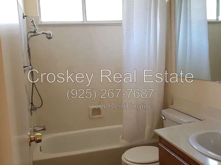 4717 Knollpark Cir — Photo 8