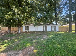 721 McCluer Rd, Jackson, MS 39212