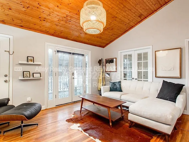 217 Adair St #6 — Photo 3
