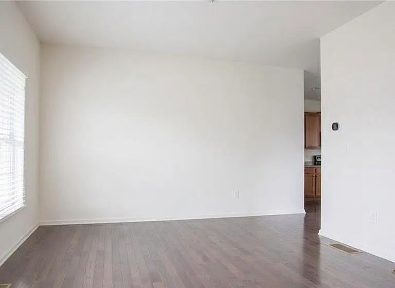 2160 Eagles Landing Dr — Photo 10