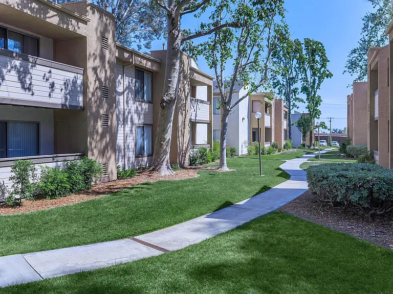 Upland Village Green — Photo 23