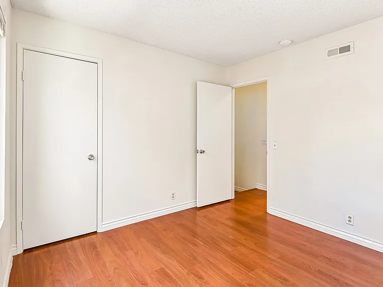 6832 Quebec Ct #4 — Photo 17