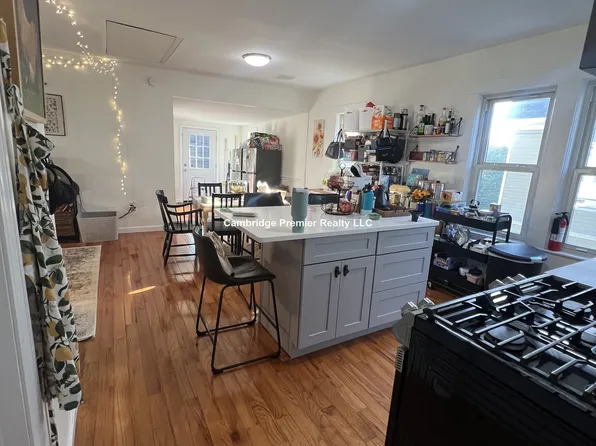 52 Raymond Ave #2, Somerville, MA 02144