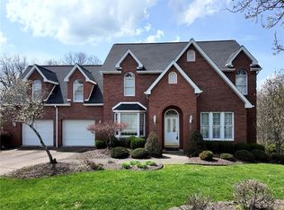 101 Lexington Dr, Saint Clairsville, OH
