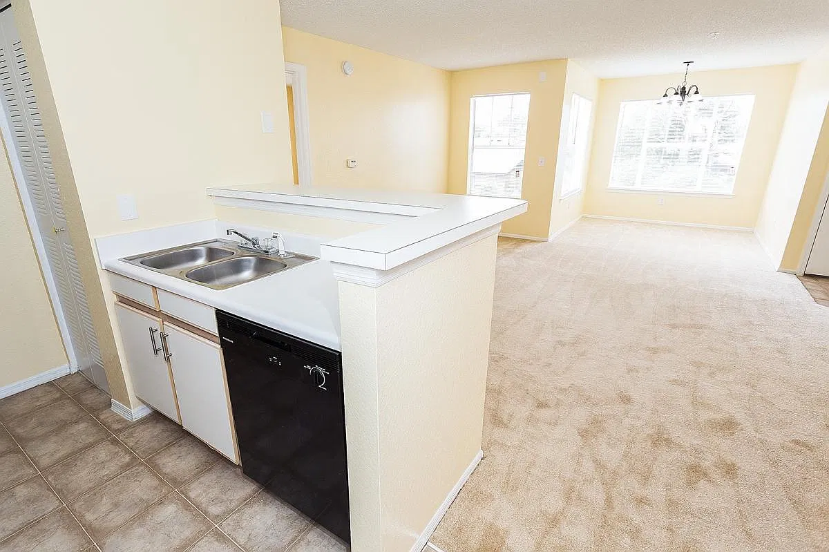 2206 Antigua Place — Photo 3