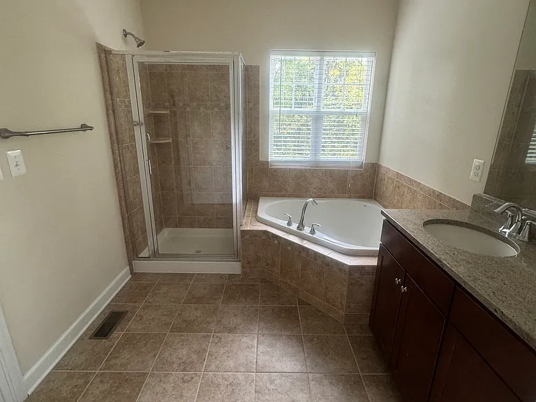 3626 Doc Berlin Dr — Photo 10