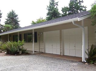 1979 Bonaparte Ln, Oak Harbor, WA 98277